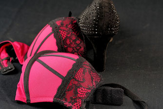 Dessous und Spielzeug – Wie geht man mit „heiklen“ Geschenkideen um?