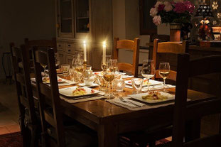 Was mitbringen? Kreative Geschenke für ein gemeinsames Dinner!
